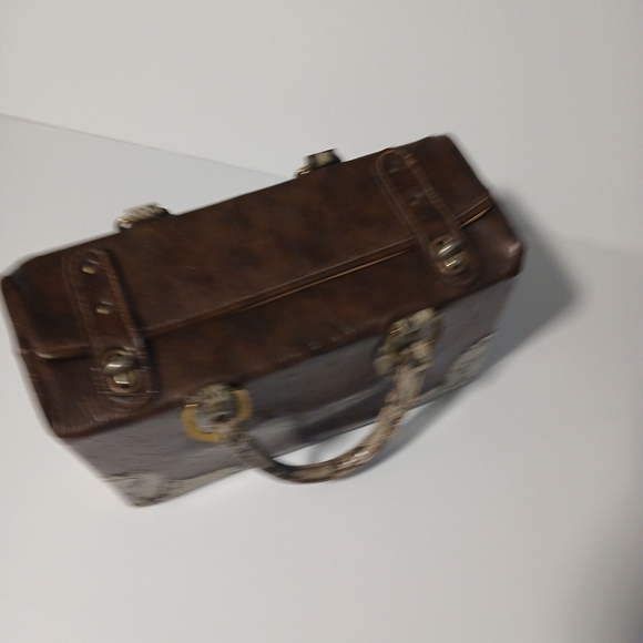 Leather Small Suitcase With Genuine Snake Skin Accents 18"X 11" RARE Brown Faux? - Picture 4 of 9